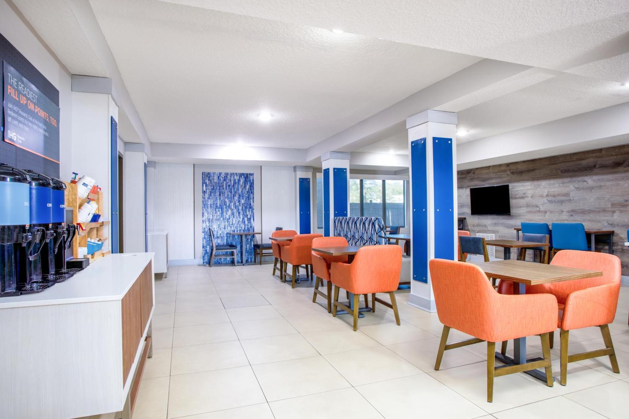 Holiday Inn Express Hotel & Suites Jacksonville - Mayport / Beach