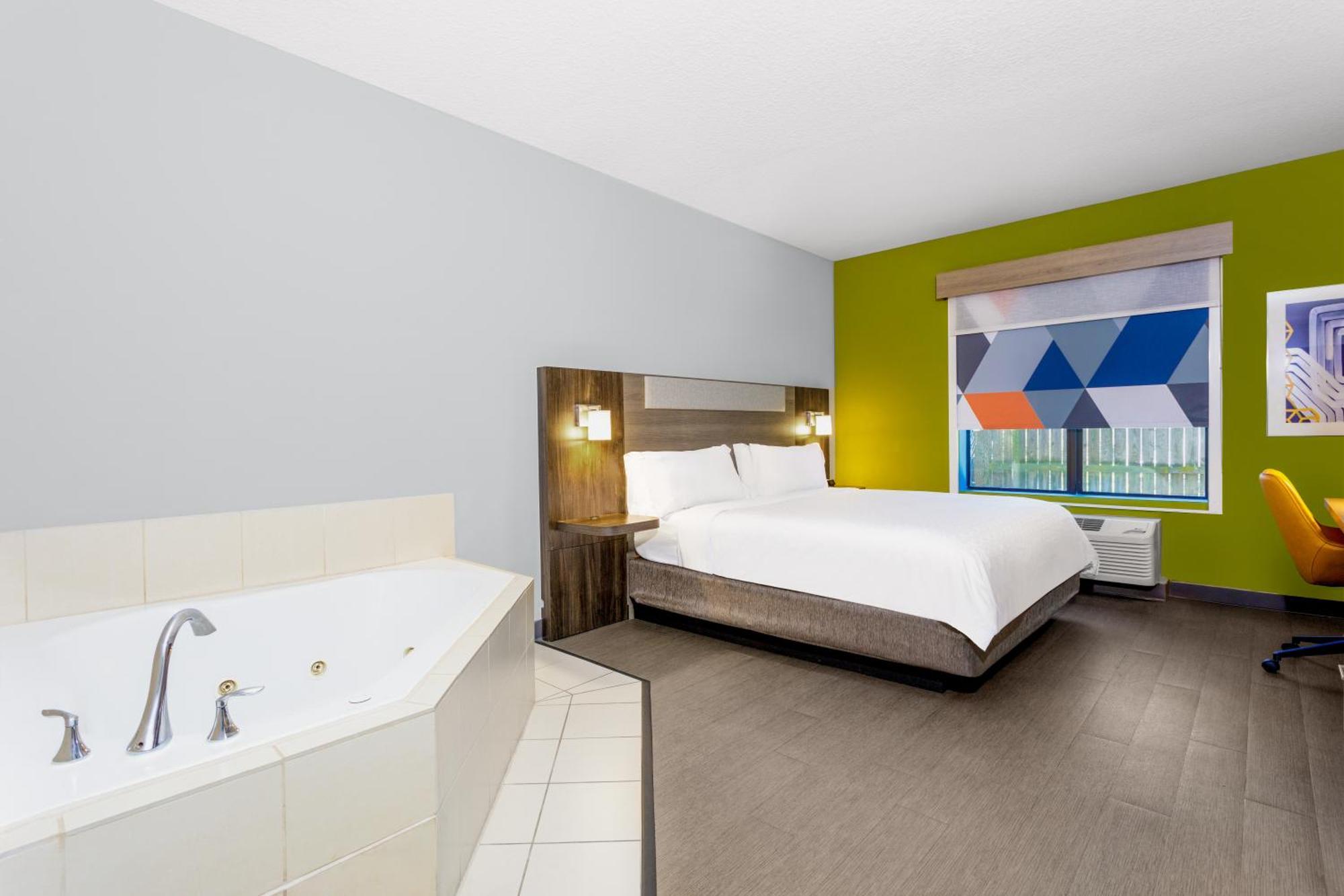 Holiday Inn Express Hotel & Suites Jacksonville - Mayport / Beach 2* Jacksonville