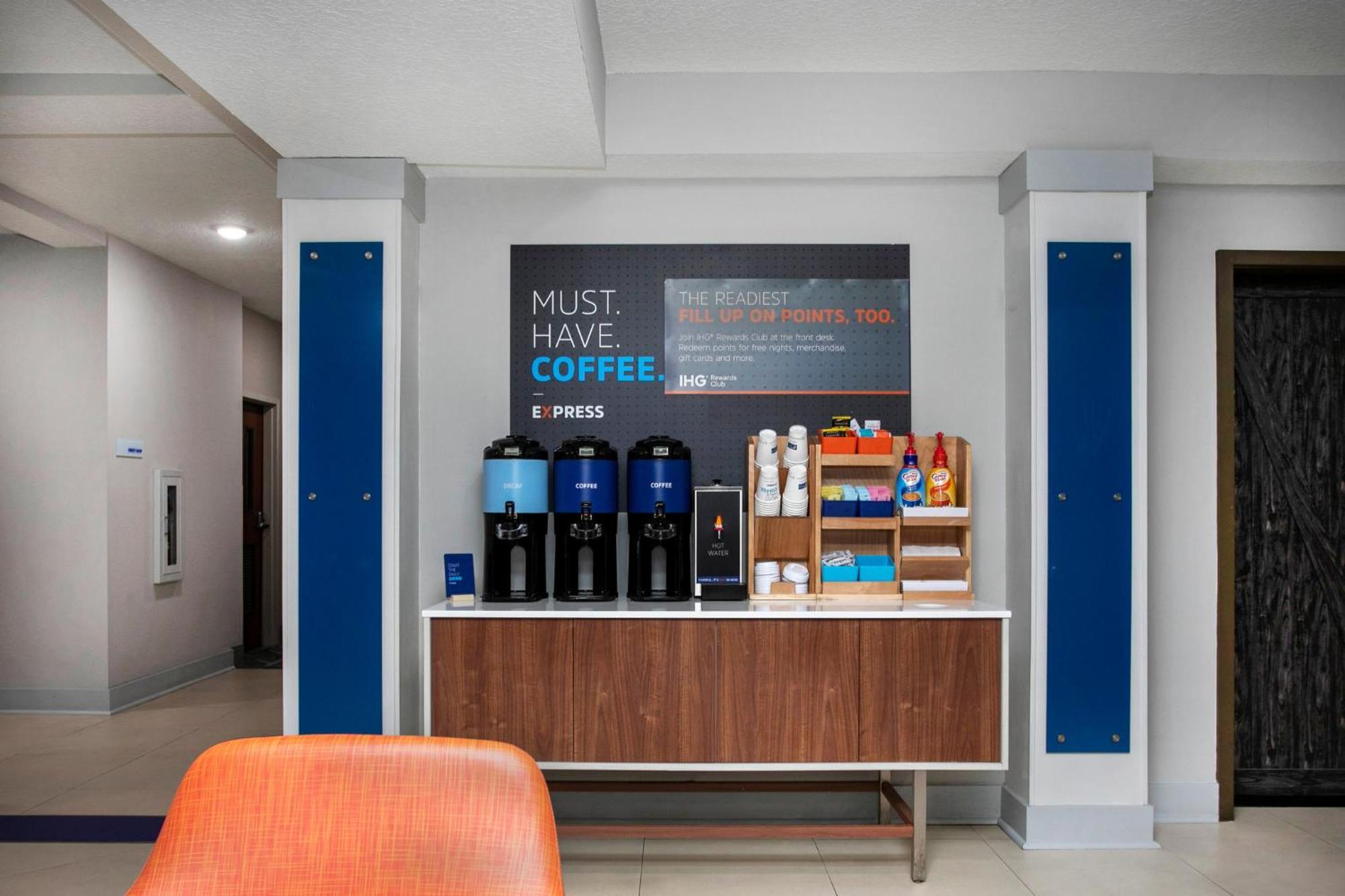 Holiday Inn Express Hotel & Suites Jacksonville - Mayport / Beach Hotel Jacksonville