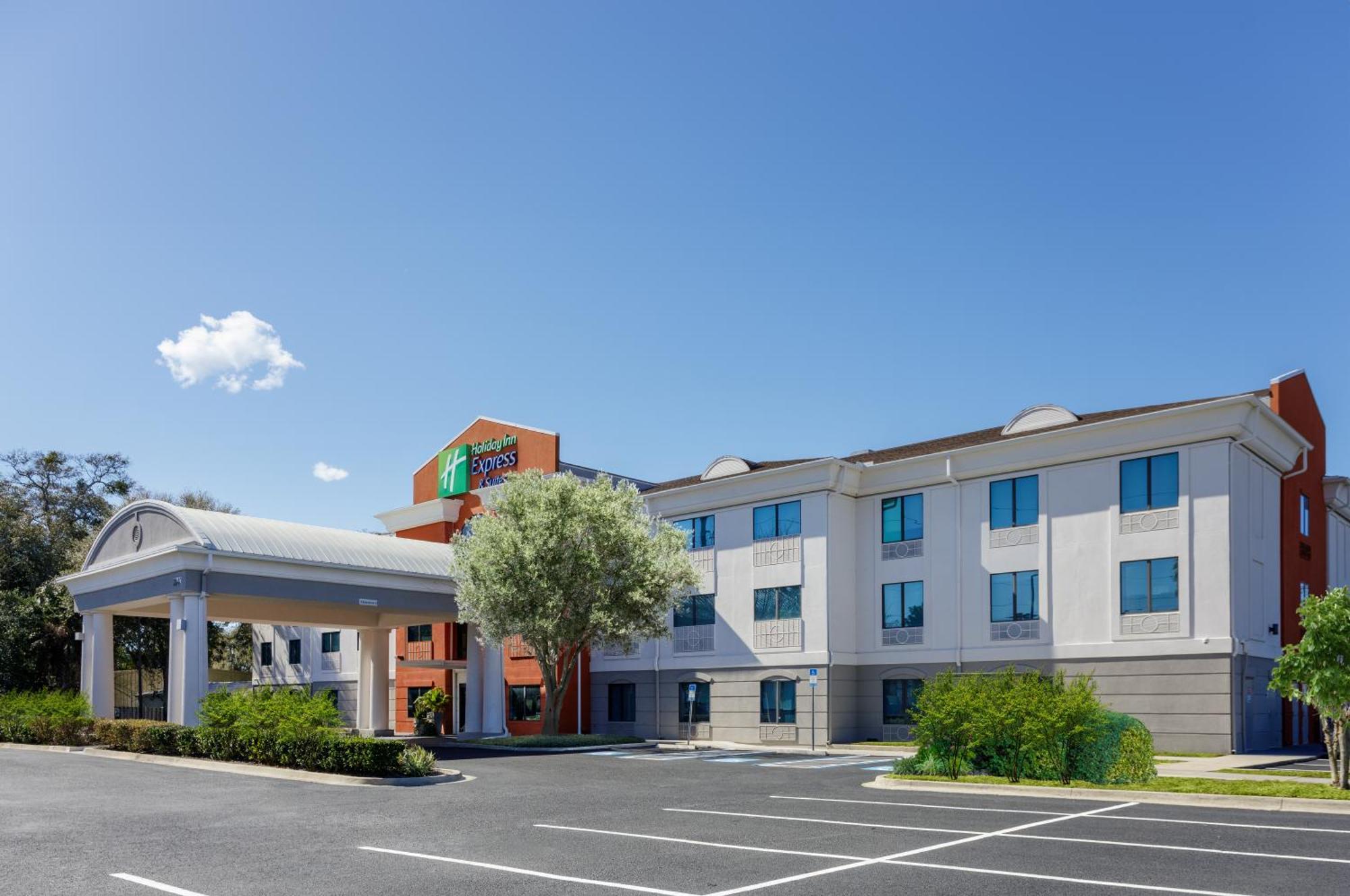 Holiday Inn Express Hotel & Suites Jacksonville - Mayport / Beach Hotel 2*