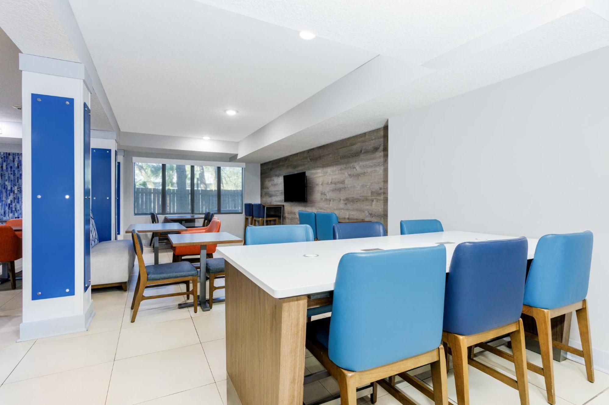 Holiday Inn Express Hotel & Suites Jacksonville - Mayport / Beach Jacksonville