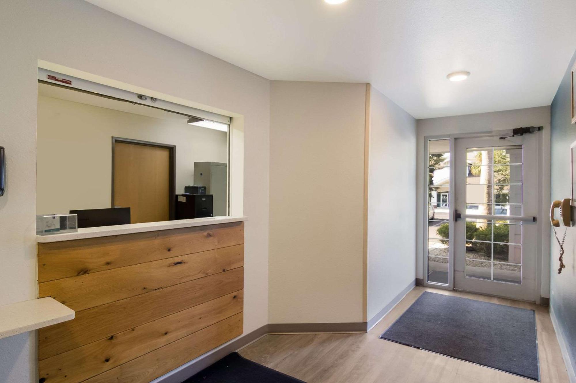 Woodspring I-295 East Hotel 2*