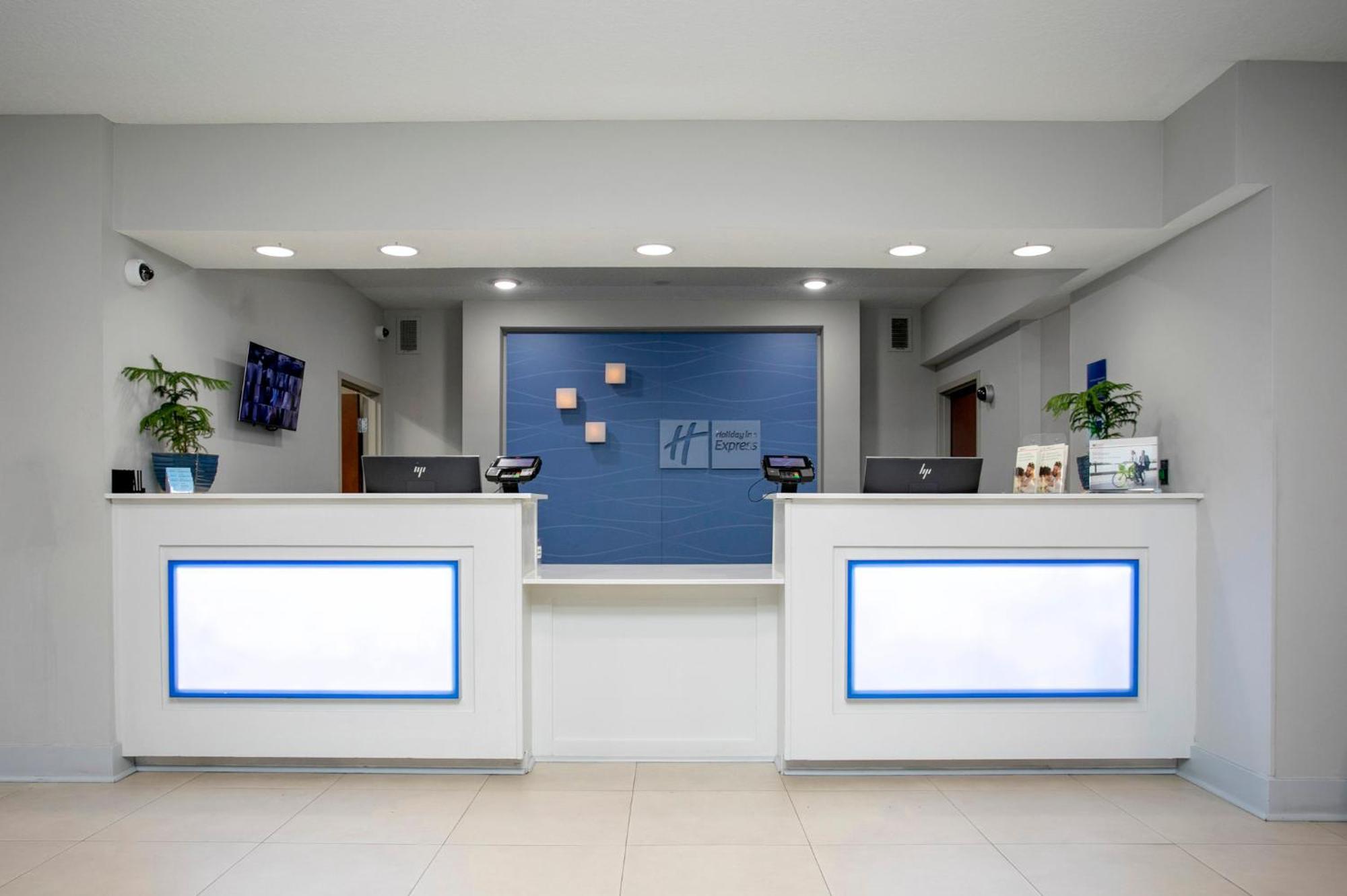 Holiday Inn Express Hotel & Suites Jacksonville - Mayport / Beach Hotel Jacksonville