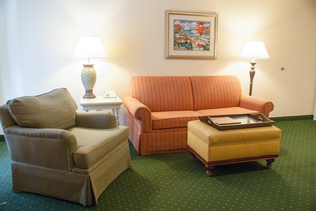 Hotel Hawthorn By Wyndham 3*