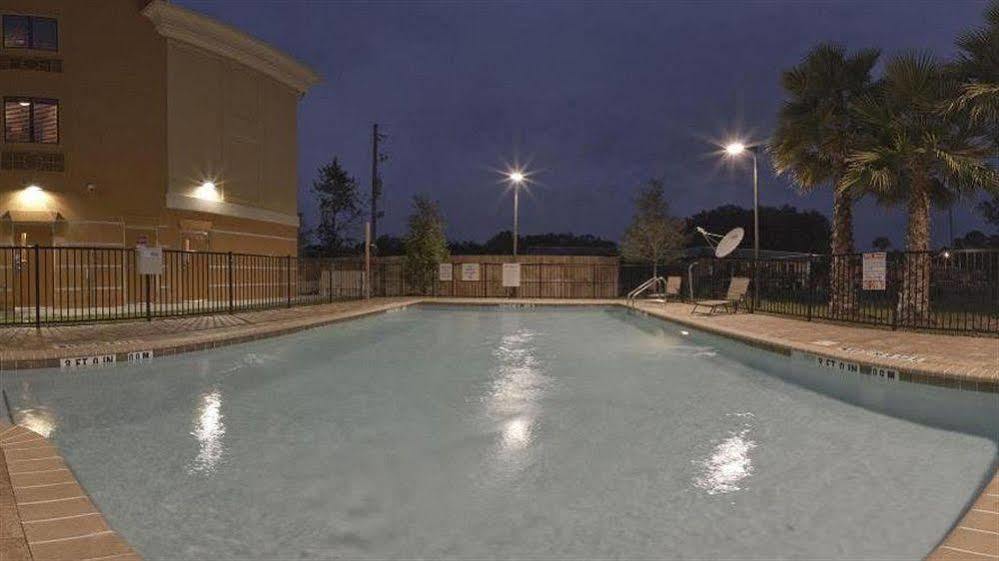 Holiday Inn Express Hotel & Suites Jacksonville - Mayport / Beach 2*