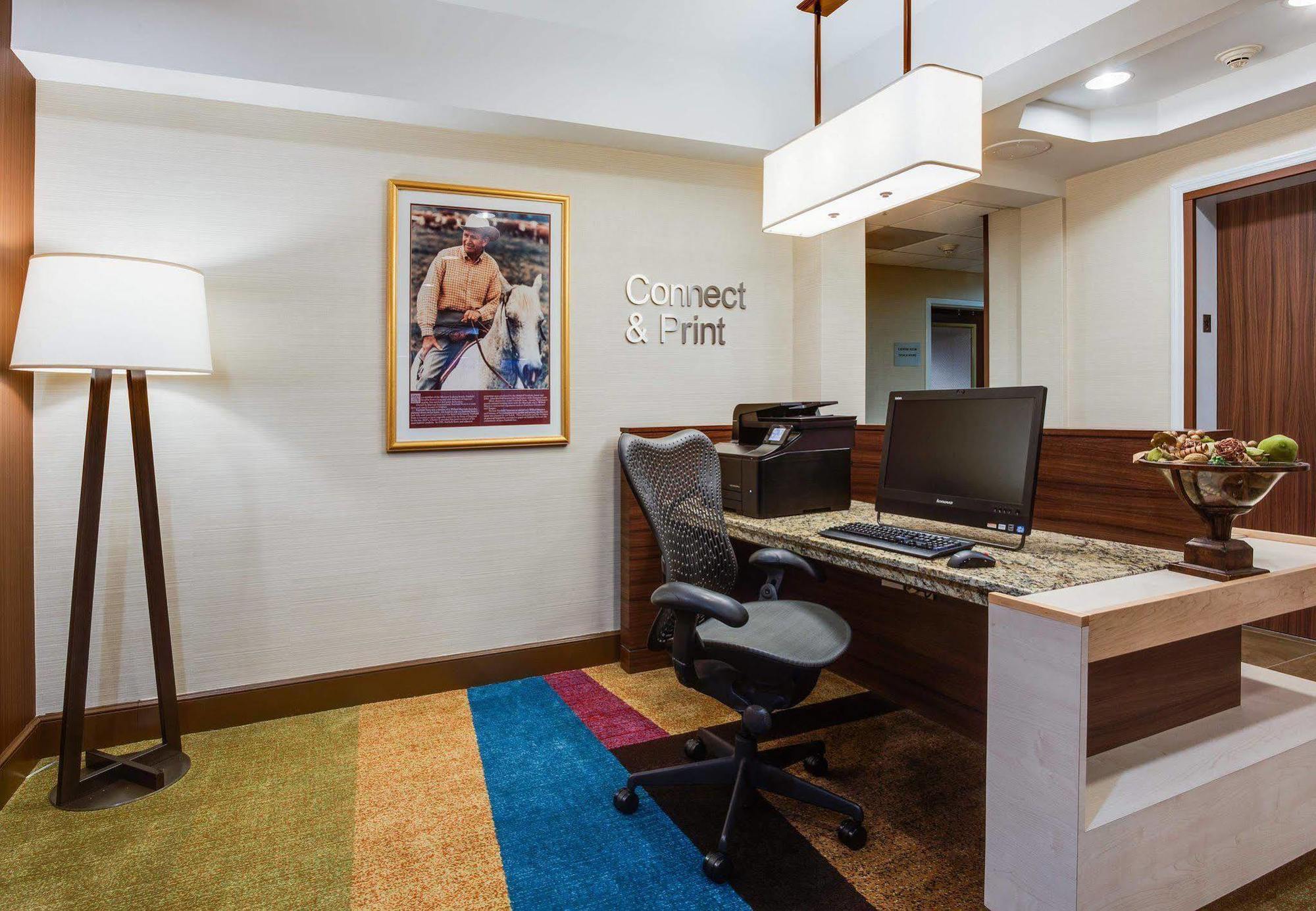 Hotel Fairfield & Airport Jacksonville