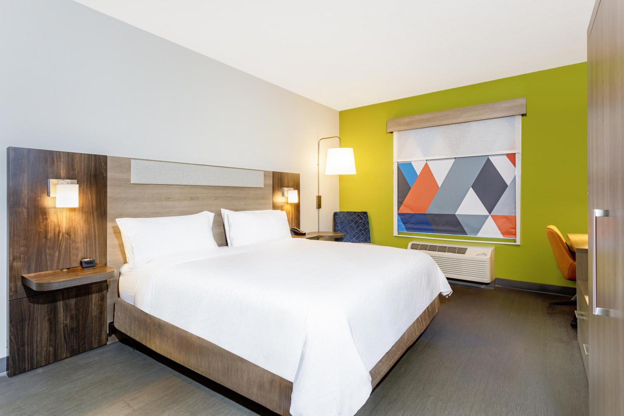 Holiday Inn Express Hotel & Suites Jacksonville - Mayport / Beach 2* Jacksonville