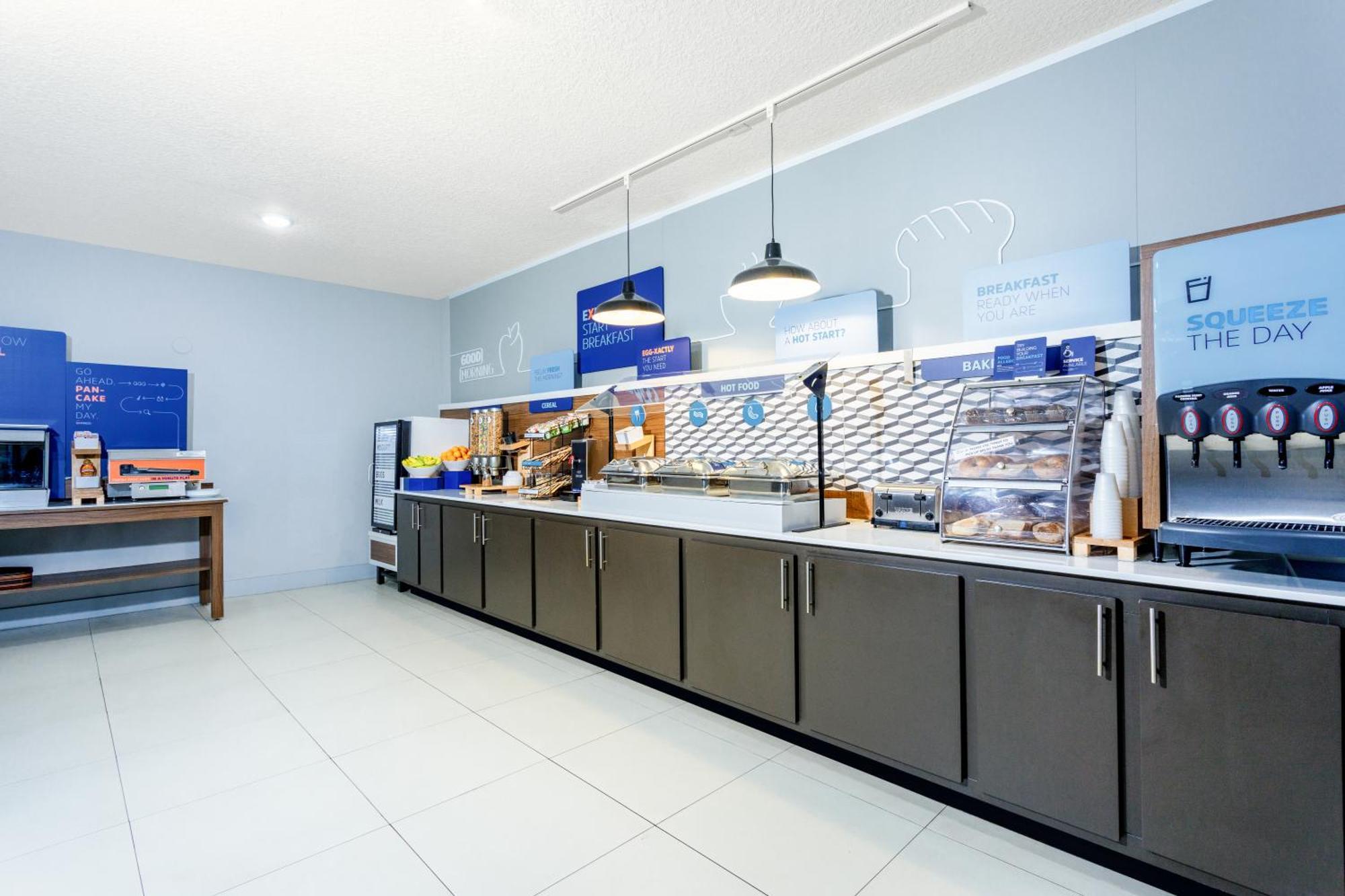 Hotel Holiday Inn Express Hotel & Suites Jacksonville - Mayport / Beach