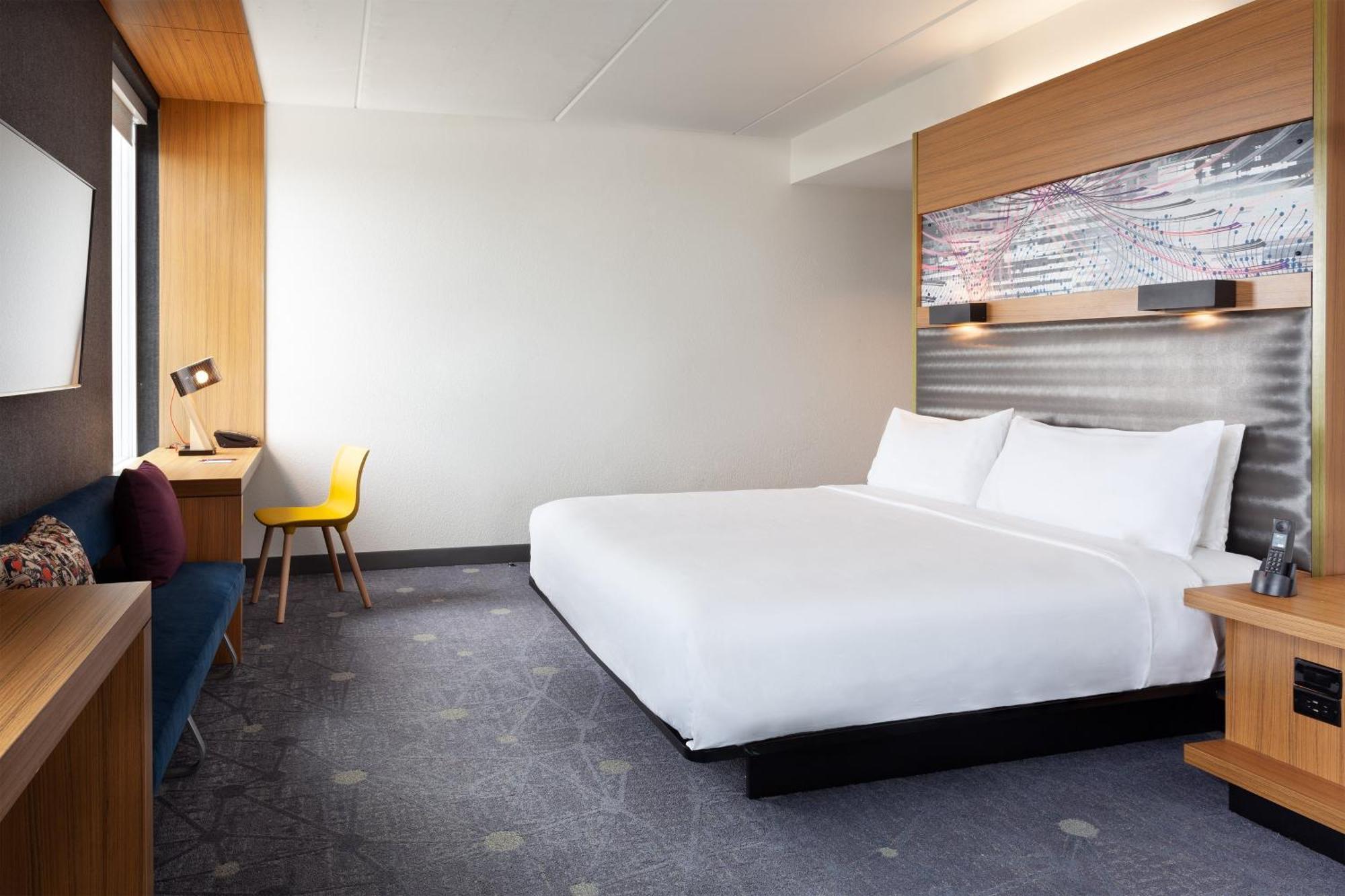 Aloft Tapestry Park Hotel Jacksonville